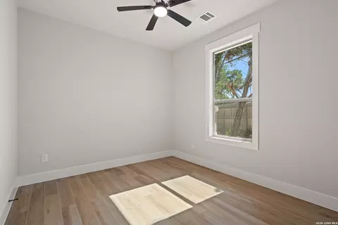 Bedroom - 333 Eagle Rock Rd, Spring Branch, TX 78070 photo 4 of 4