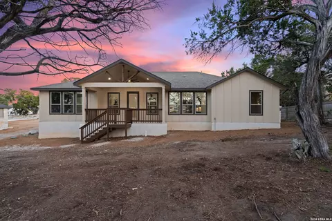 Exterior - 333 Eagle Rock Rd, Spring Branch, TX 78070 photo 8 of 10