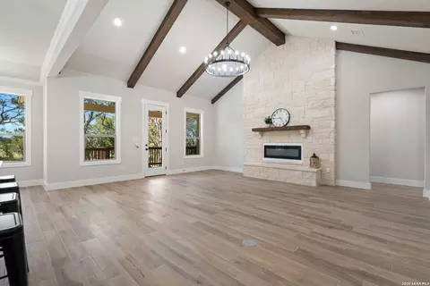 Living - 333 Eagle Rock Rd, Spring Branch, TX 78070 photo 2 of 8