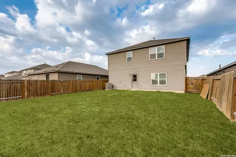 Exterior - 15115 Escalante Pass, Von Ormy, TX 78073 photo 2 of 5