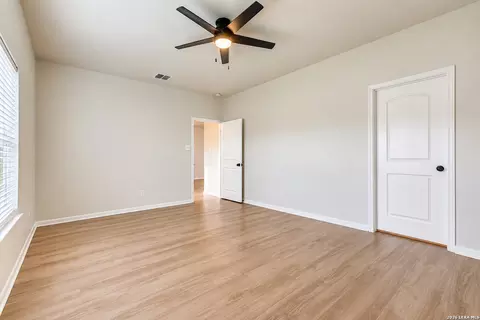 Bedroom - 15115 Escalante Pass, Von Ormy, TX 78073 photo 2 of 5