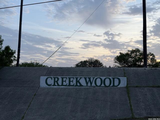 459 County Rd, Hondo, TX 78861