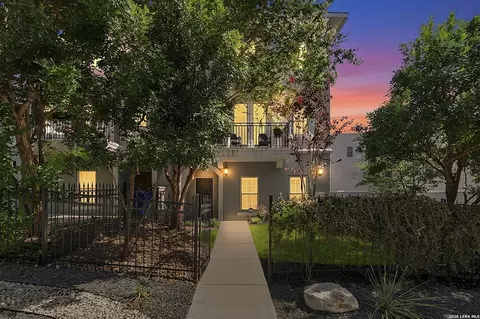 215 E Mulberry Ave, San Antonio, TX 78212