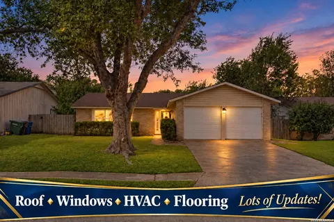 6126 Hopes Ferry St, San Antonio, TX 78233