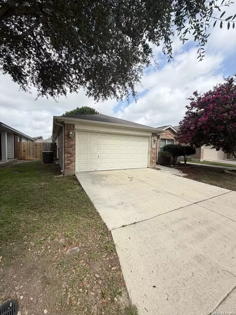 10319 Grand Club Dr, San Antonio, TX 78239