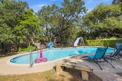1112 Fawn Dr, Schertz, TX 78154
