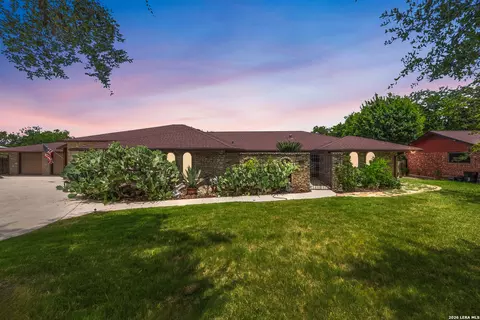 120 Lincoln, Schertz, TX 78154