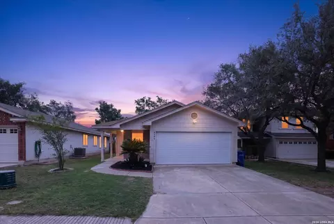 6806 Cougar Cv, San Antonio, TX 78242