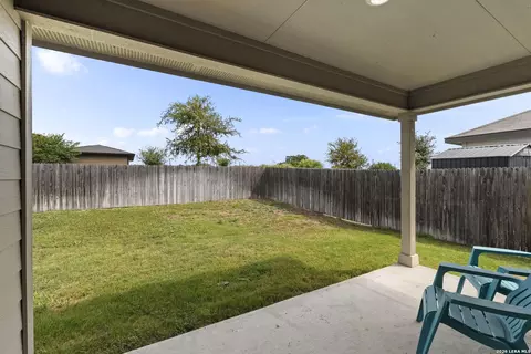 808 Red Riv, Cibolo, TX 78108