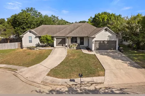 3017 Green Mountain Dr, New Braunfels, TX 78130