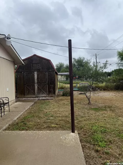 2362 Stanley Dr, Eagle Pass, TX 78852 photo 3