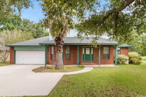 16567 Fm 725, Seguin, TX 78155