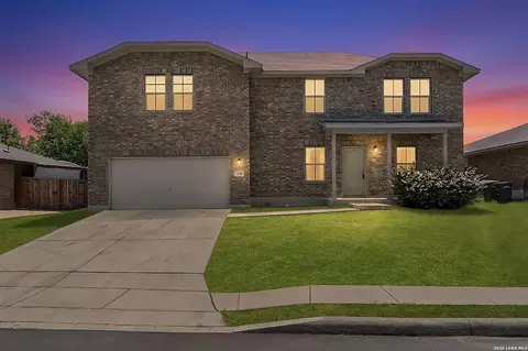 7230 Vista Grv, San Antonio, TX 78242