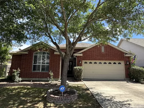 2612 Cloverbrook Ln, Cibolo, TX 78108