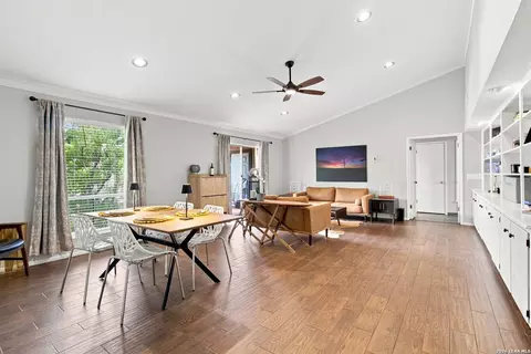 3803 Barrington St #3D, San Antonio, TX 78217
