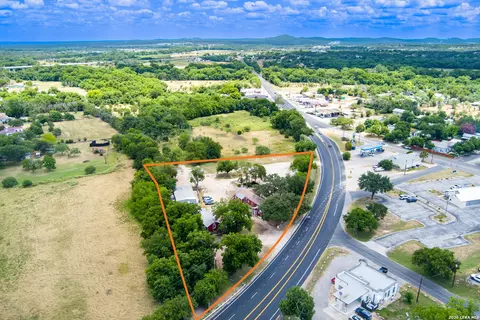 7 Us Highway 87, Comfort, TX 78013