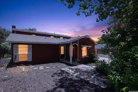 5318 Costa Mesa St, San Antonio, TX 78228