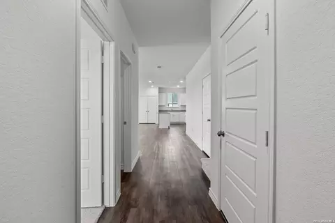 Entry Way - 1223 Toro Playa, Converse, TX 78109 photo 2 of 6