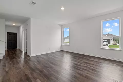 Living - 1223 Toro Playa, Converse, TX 78109 photo 2 of 5