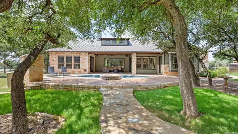 110 Western Oaks, New Braunfels, TX 78132