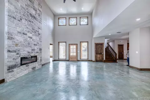 Living - 422 Red Wright Rd, Leakey, TX 78873 photo 5 of 10