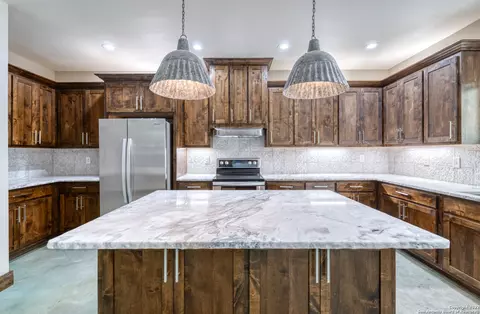 Kitchen - 422 Red Wright Rd, Leakey, TX 78873 photo 2 of 6