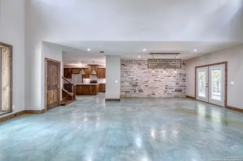 Living - 422 Red Wright Rd, Leakey, TX 78873 photo 9 of 10