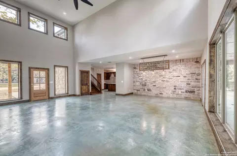 Living - 422 Red Wright Rd, Leakey, TX 78873 photo 8 of 10