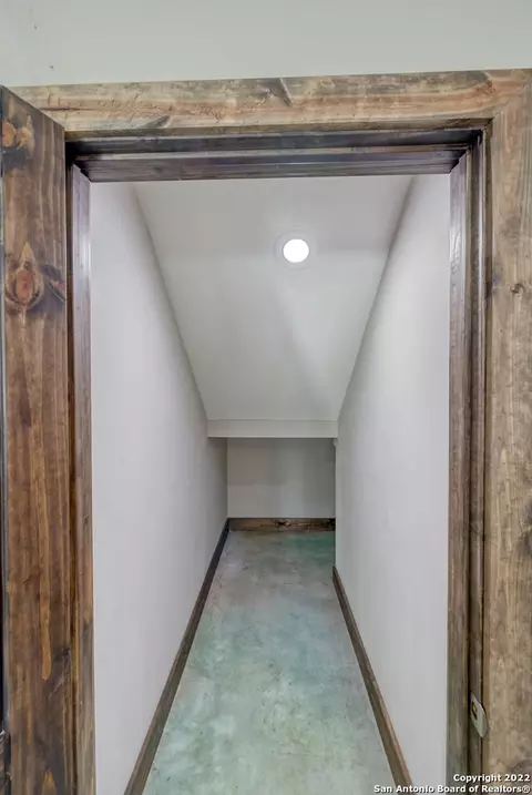 Entry Way - 422 Red Wright Rd, Leakey, TX 78873 photo 1 of 2