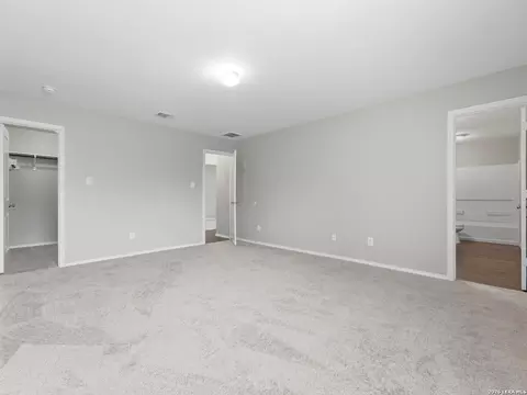Bedroom - 4714 Everett Loop, Converse, TX 78109 photo 3 of 9