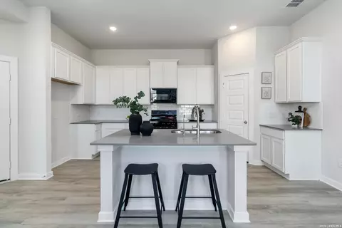 Kitchen - 2941 Leclerc Rd, Converse, TX 78109 photo 1 of 5