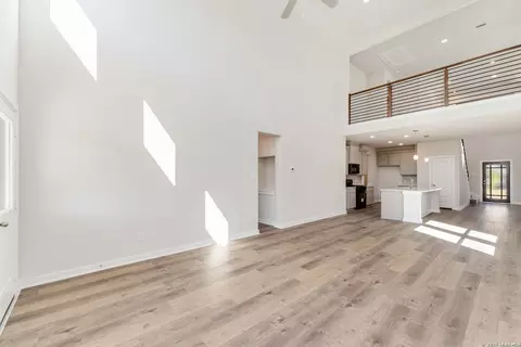 Living - 2969 Leclerc Rd, Converse, TX 78109 photo 3 of 5