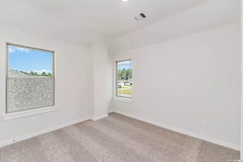 Bedroom - 2969 Leclerc Rd, Converse, TX 78109 photo 4 of 7
