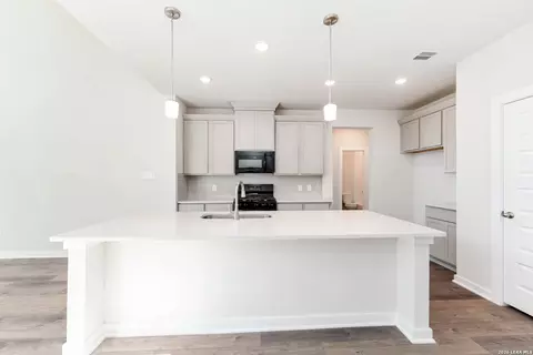 Kitchen - 2969 Leclerc Rd, Converse, TX 78109 photo 1 of 2