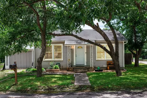503 Bruns, Seguin, TX 78155