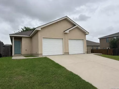 5731 Golf Hts, San Antonio, TX 78244