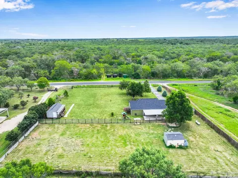 View/Area - 20051 Senior Rd, Von Ormy, TX 78073 photo 5 of 6
