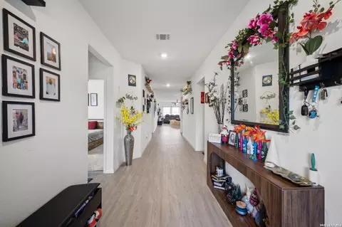 Entry Way - 5931 Draw Loop, Bulverde, TX 78163 photo 1 of 3