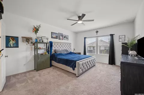 Bedroom - 5931 Draw Loop, Bulverde, TX 78163 photo 4 of 6