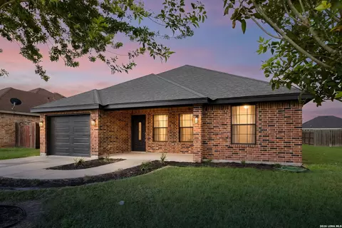 417 Jessica St, Mercedes, TX 78570