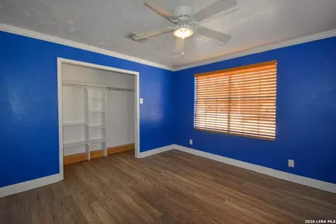 Bedroom - 984 County Road 357, Utopia, TX 78884 photo 1 of 1
