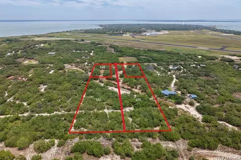 158 Wishert Rd, Rockport, TX 78382