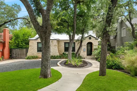 258 Tuxedo Ave, San Antonio, TX 78209