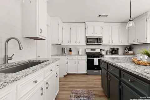 5806 Cliffdale, San Antonio, TX 78250