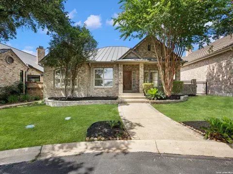 5 Burnham Gln, San Antonio, TX 78257