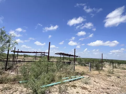 Other - 347 Sundown Trl, Eagle Pass, TX 78852 photo 15 of 22