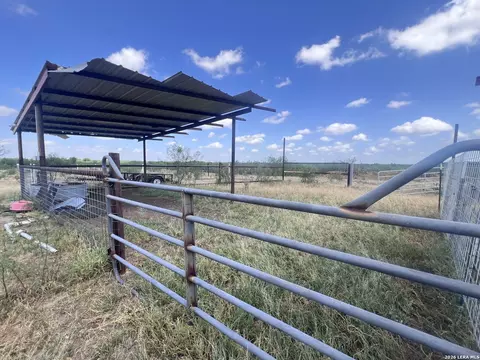 Other - 347 Sundown Trl, Eagle Pass, TX 78852 photo 8 of 22