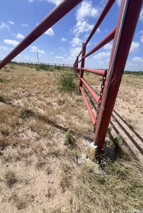 Other - 347 Sundown Trl, Eagle Pass, TX 78852 photo 4 of 22