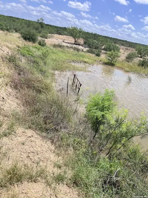 View/Area - 347 Sundown Trl, Eagle Pass, TX 78852 photo 6 of 8