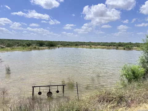 View/Area - 347 Sundown Trl, Eagle Pass, TX 78852 photo 7 of 8